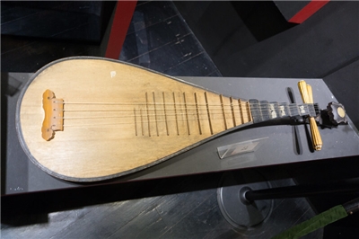 Le pipa chinois (source Flickr)