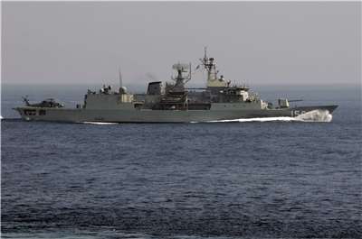 La frégate australienne HMAS Toowoomba de Anzac-classe observée dans le détroit de Taïwan les 20 et 21 février (photo, wikipedia)
