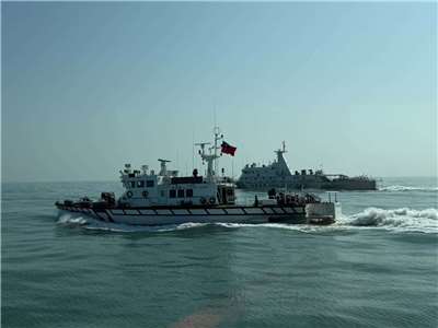 Un bateau militaire chinois est repéré par des gardes-côtes taïwanais au large de Penghu, dans le détroit de Taïwan (photo : gardes-côtes de Taïwan)