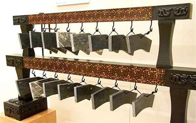 Bianqing ancien, Musée des instruments de musique de Phoenix (Flickr, ksblack99: source wikipedia)