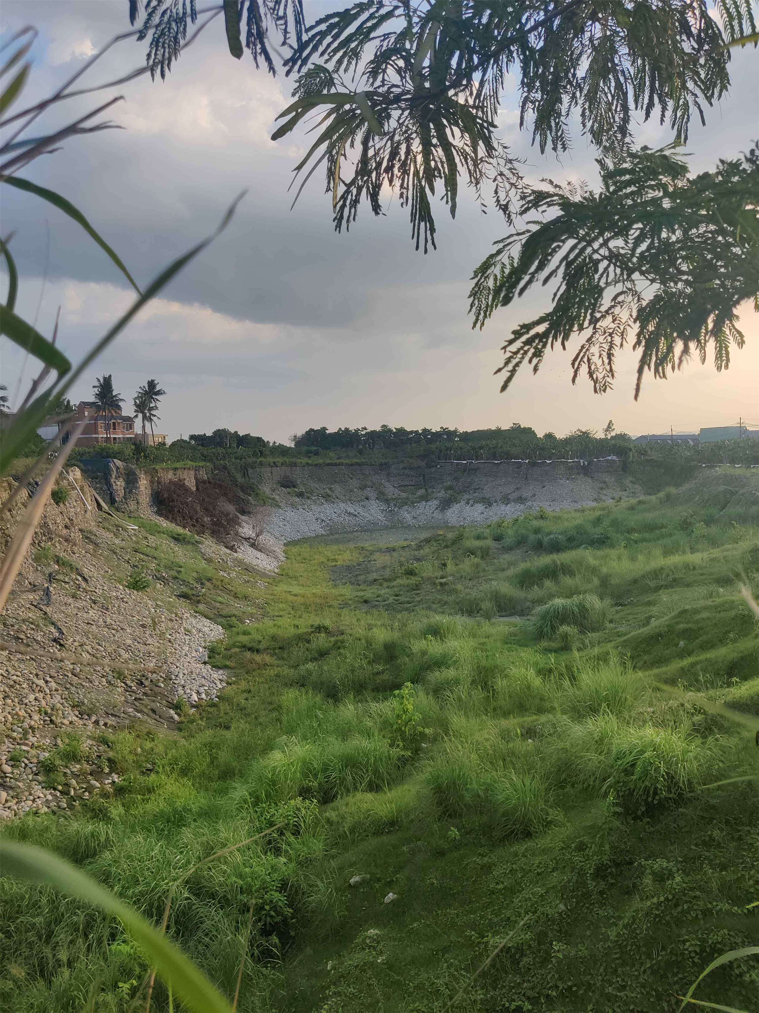 L'un des trous du "Grand Canyon" de Meinong, dans le comté de Kaohsiung (photo : Grégoire Ramé)