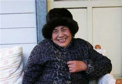 Kao Ju-hua raconte comment elle tenait à vivre, malgré tout (photo : FB du documentaire La Paloma 傳奇女伶 高菊花)