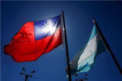Les drapeaux de Taïwan et du Honduras à Tegucigalpa (photo d'archive: Reuters, Fredy Rodriguez)