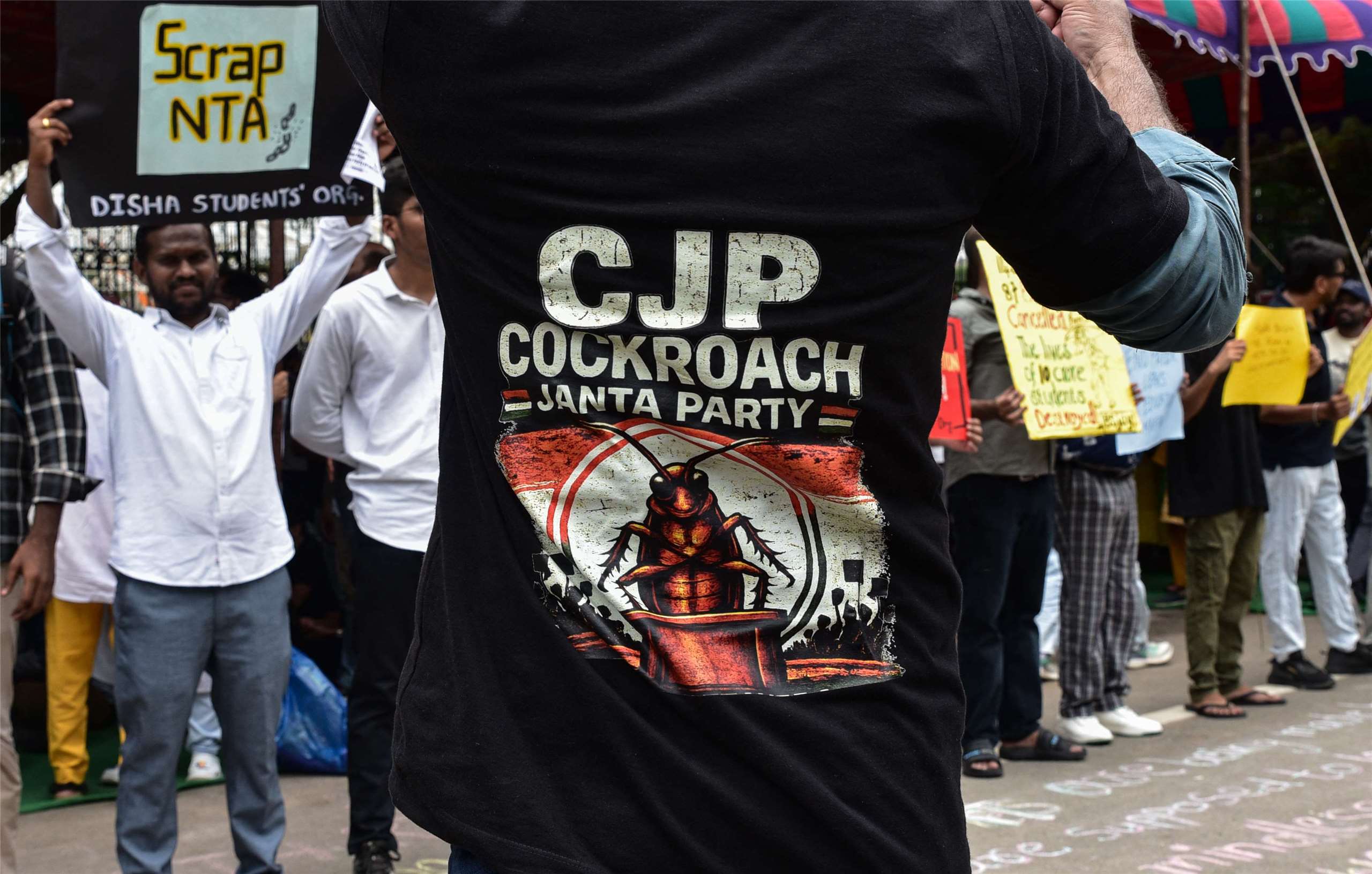 Manifestation organisée le 14 juin par le Cockroach Janta party en Inde pour réclamer, entre autres, la démission du ministre de l'Education (Image : AFP)