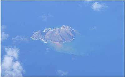 L'île Matthew, à l'est de la Nouvelle-Calédonie et au sud du Vanuatu, fait l'objet d'un contentieux territorial entre la France et le Vanuatu (Image : Jd.girard, CC BY-SA 3.0 , via Wikimedia Commons)