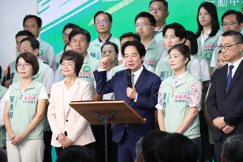 Lai Ching-te devant les partisans du DPP (Photo CNA)