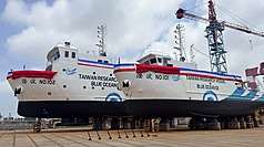 Baptême de navires de 100 et 300 tonnes destinés à la collecte de données marines par l'Institut national de recherche océanographique (photo : CNA)