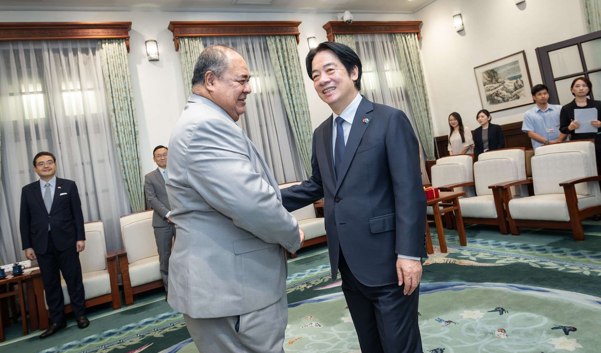 Le ministre tuvaluan des Affaires étrangères Paulson Panapa reçu par le Président Lai Ching-te (photo : présidence de la République)
