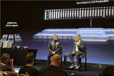 Les PDG de Nvidia,k Jensen Huang, et de MediaTek, Rick Tsai (photo : RTI 蔡芃敏)