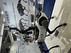 GreenTrans présente ses robots au SEMICON Taiwan 2026 (photo CNA)