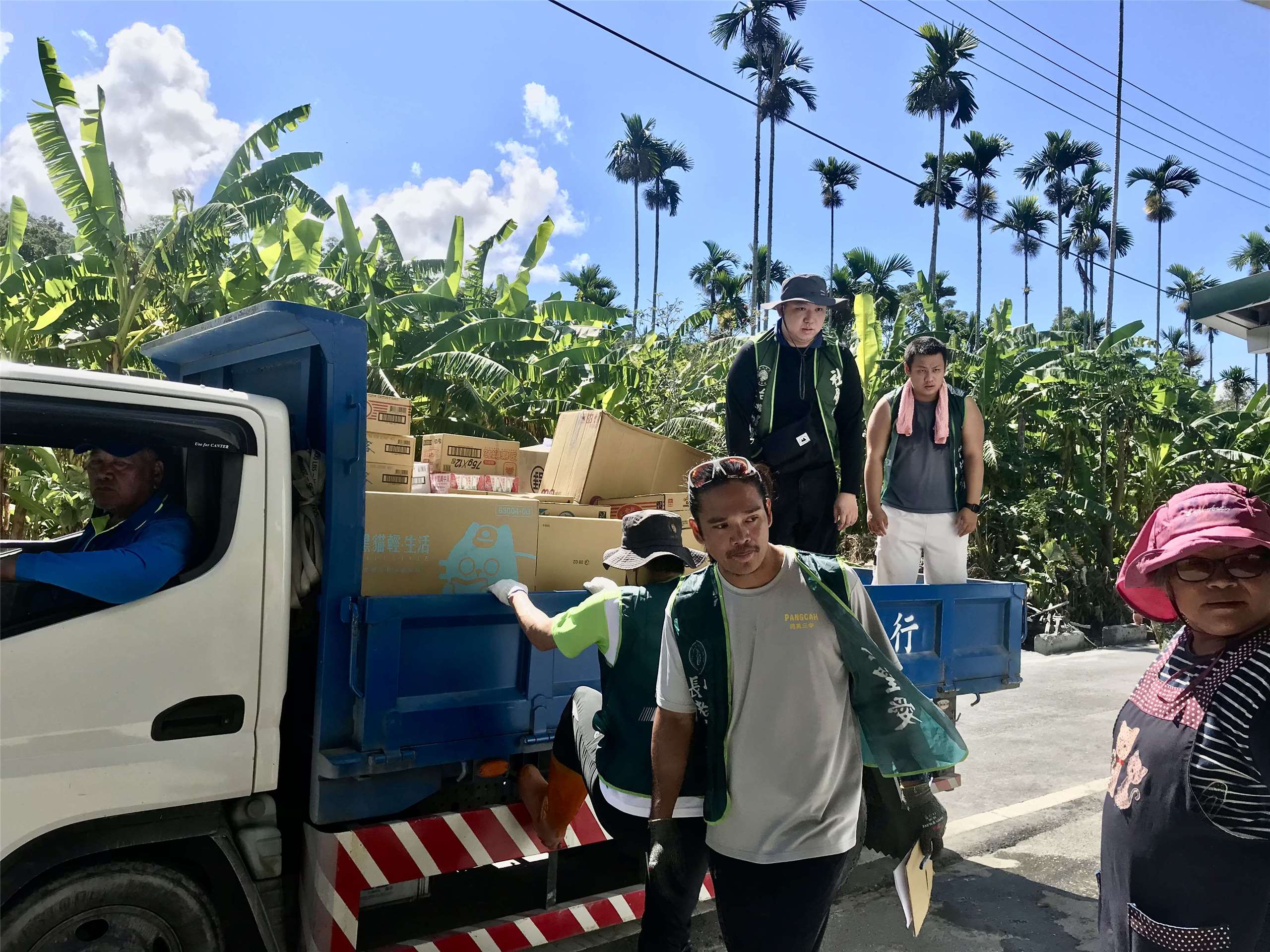 Reportage à Guangfu auprès des bénévoles mobilisés suite aux inondations (Image : Lisa Duffaud)