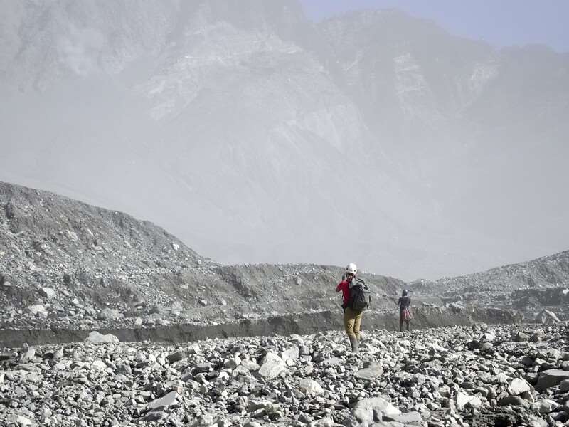 Le Bureau des forêts indique que la déformation de la surface autour du lac de Fata'an se poursuit avec des risques de glissements de terrain (Image : CNA / Bureau des forêts)