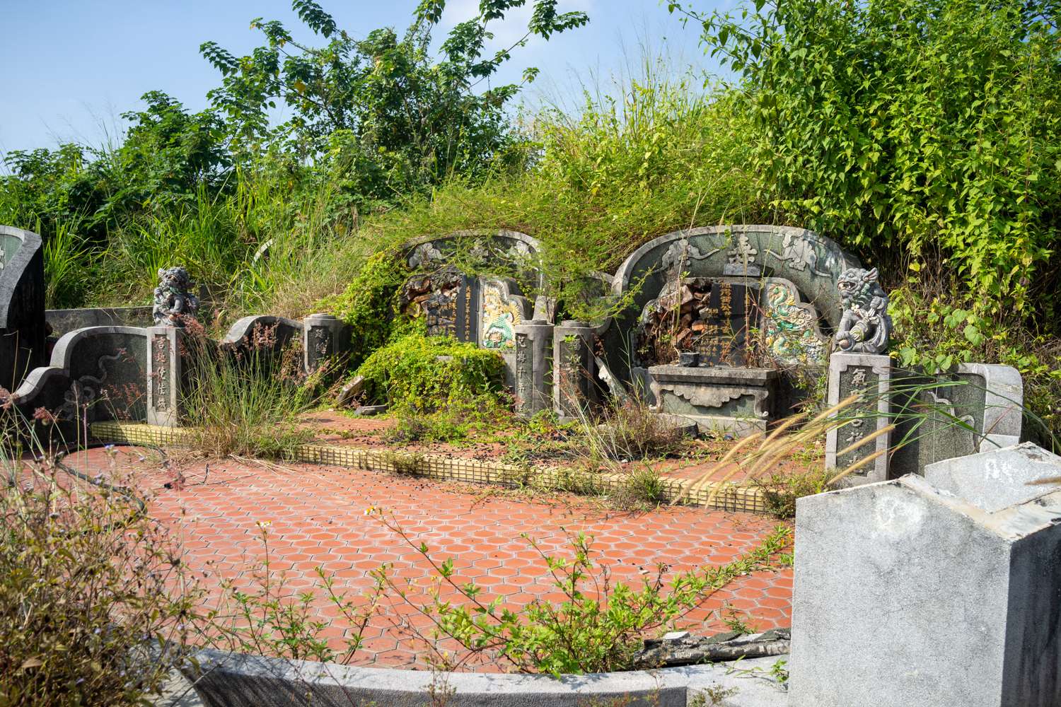 Le 5e cimetière Niaosong à Kaohsiung (photo : Sasa)