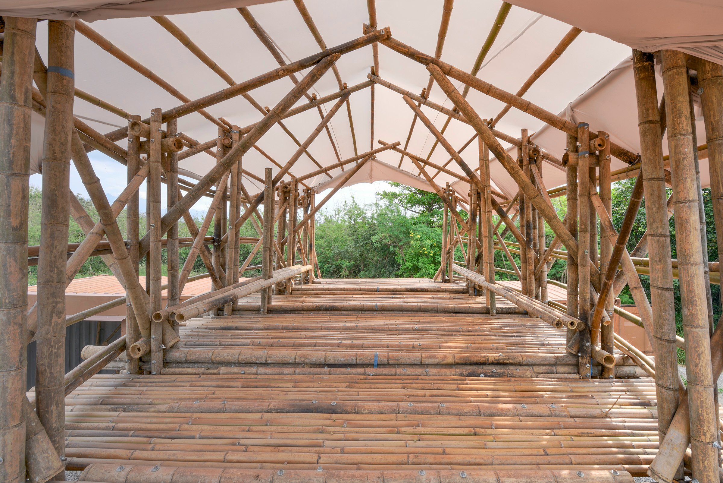 Pataminaan (le dock) de l'architecte Wang Po-jen (photo : Taiwan Bamboo Society / 汪德範)