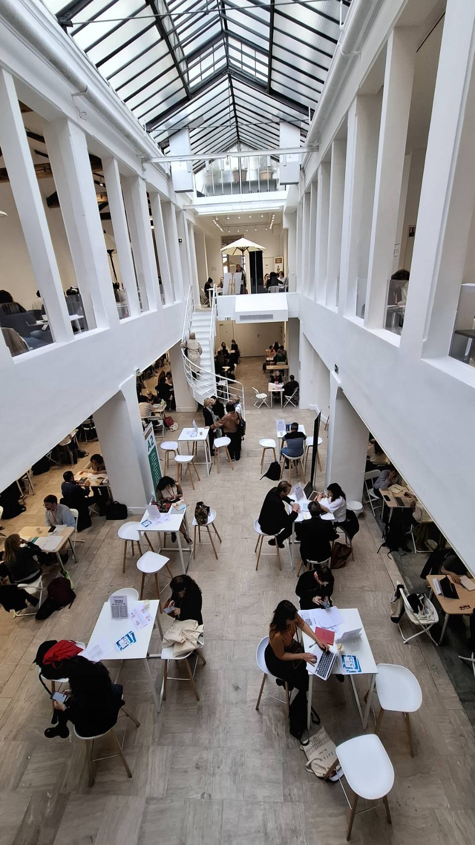 Rencontre d'éditeurs francophones à Paris (photo : Guillaume Chiang)