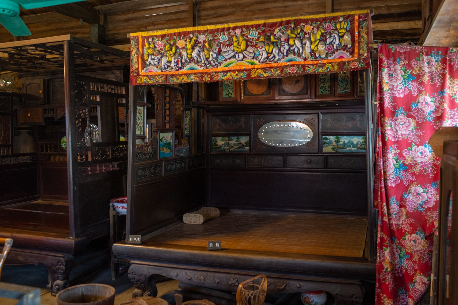 Un ancien lit à baldaquin, Musée de la campagne de Ding Tsai Yuan à Chiayi (photo : Sasa)