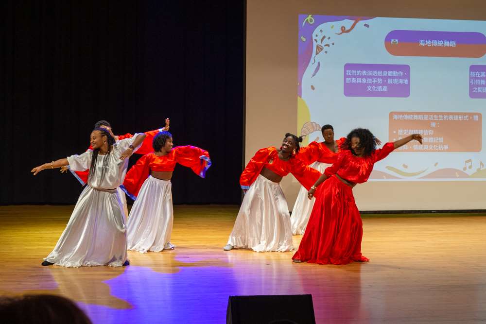 Danses traditionnelles de Haïti lors de la soirée inaugurale du Mois de la Francophonie 2026 à Taipei (photo : Sasa / RTI)