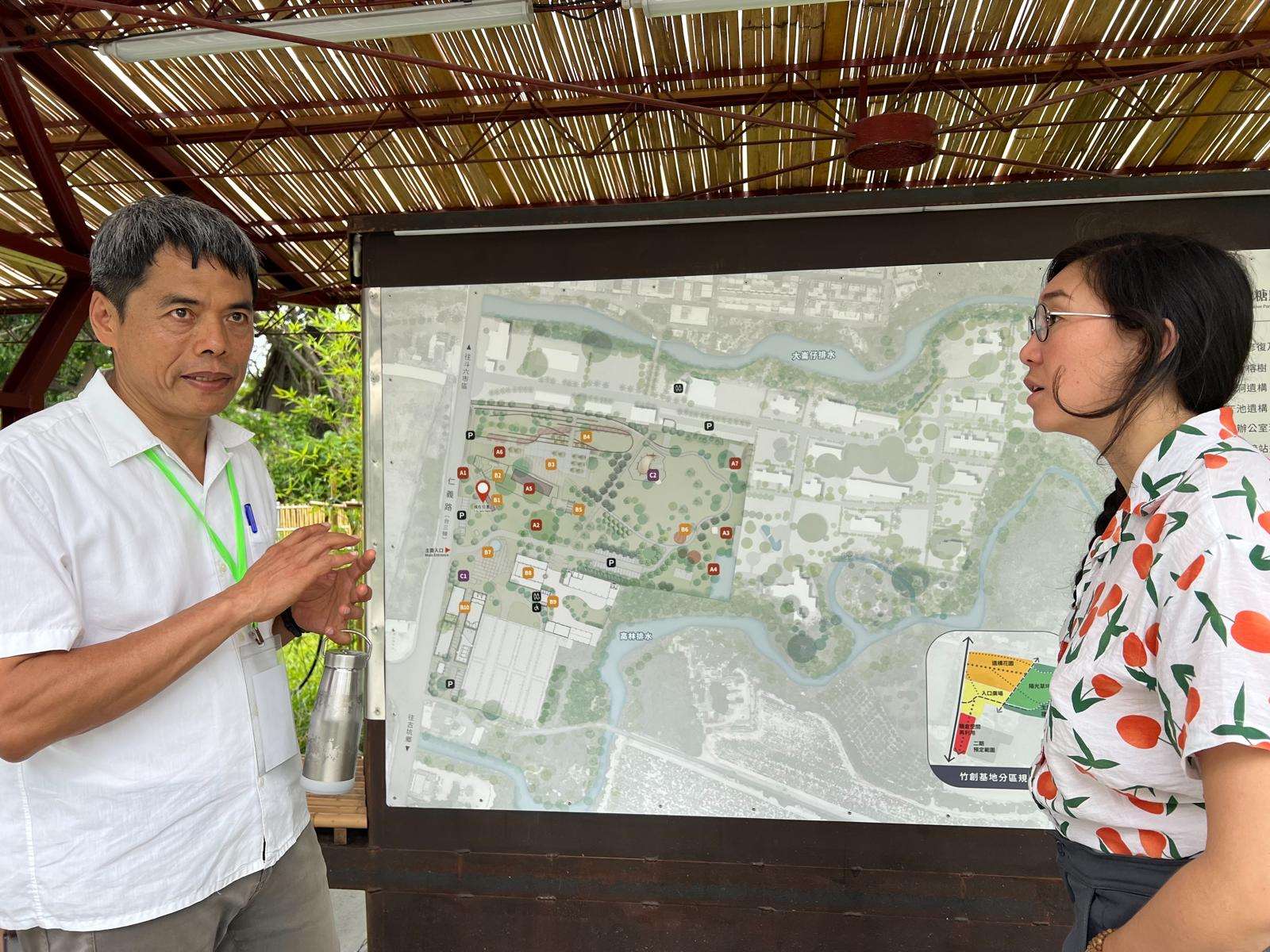 Cloé Ando rencontre le célèbre architecte taïwanais spécialiste du bamboo Gan Ming-yuan (photo remise par Cloé Ando)