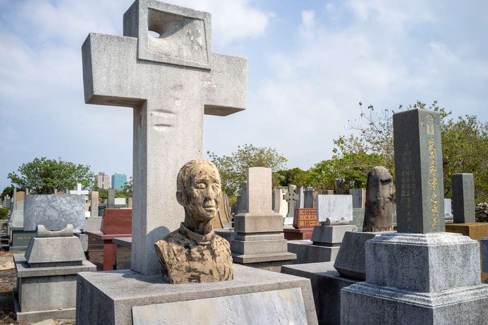 Tombe de Chen Lin, une femme Hakka issue d'une famille de médecins, carré chrétien du cimetière de Nanshan à Tainan (photo : Sasa / RTI)