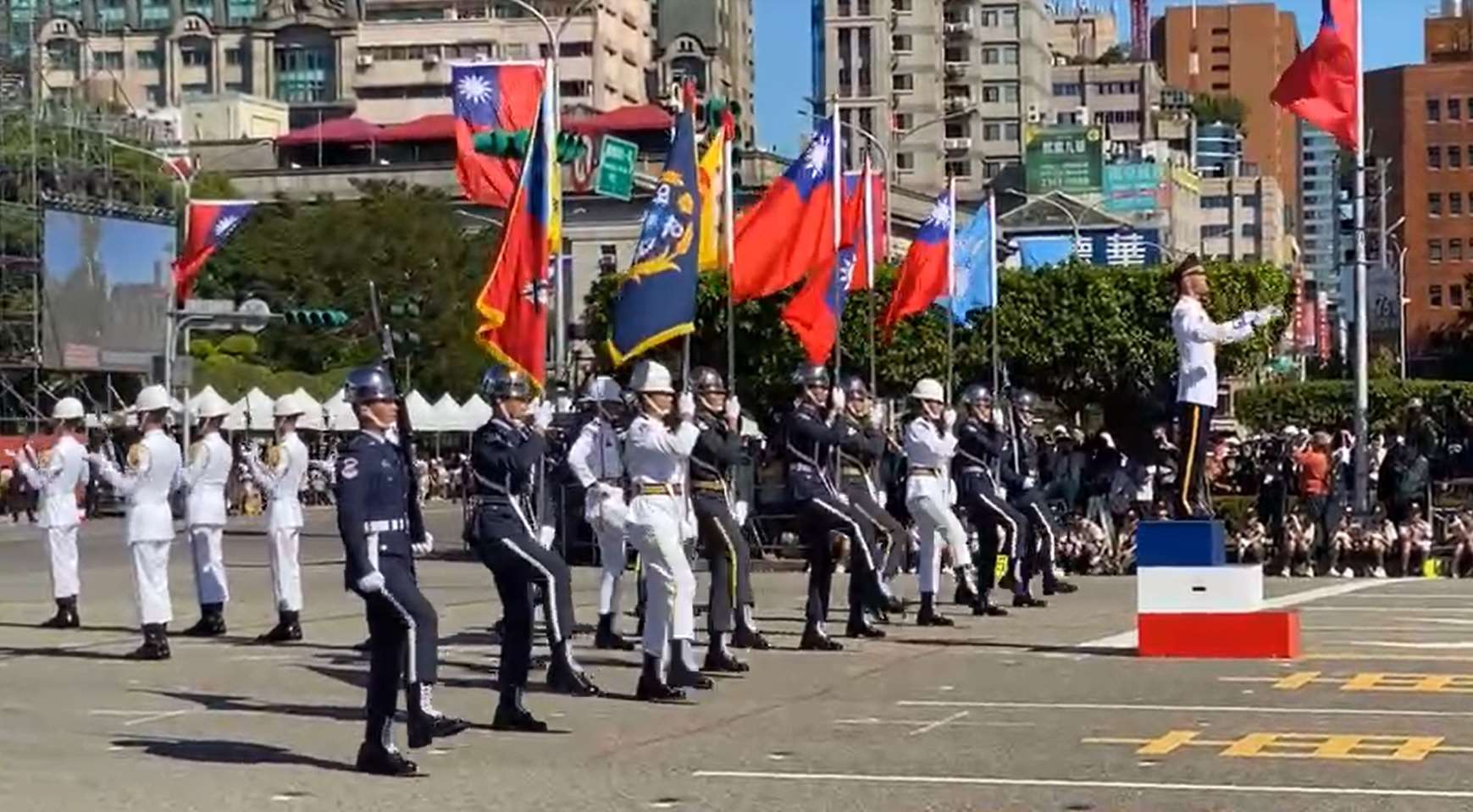 Pembukaan acara HUT ROC ke-114