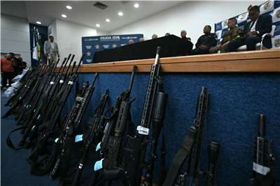 Operasi Penggerebekan Bandar Narkoba Rio de Janeiro