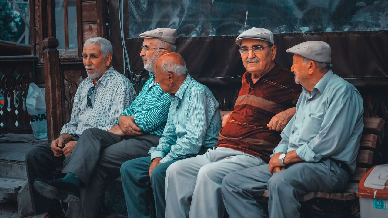 AD Lansia (Foto: Canva)