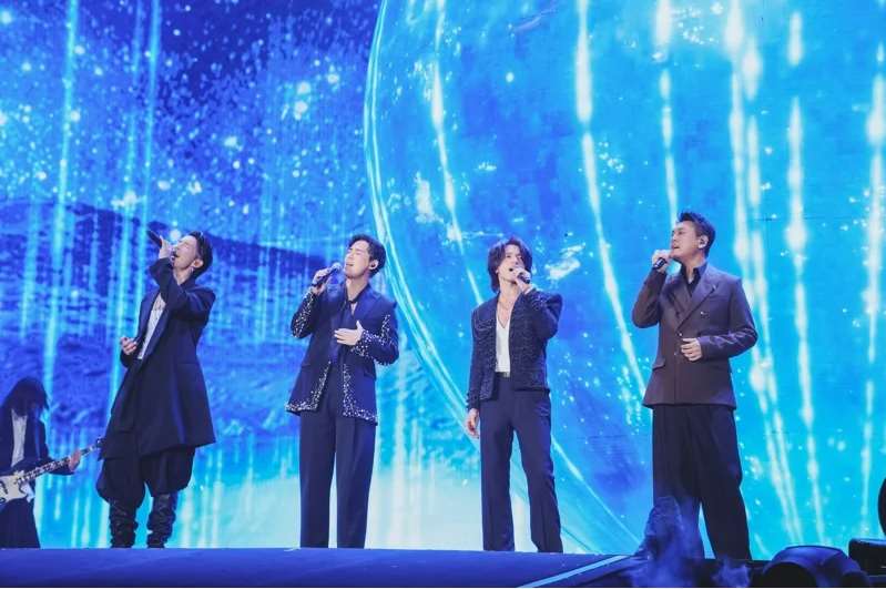 Konser reuni F4 saat menjadi bintang tamu di konser Mayday, Juli 2025 (foto: B'in Music)