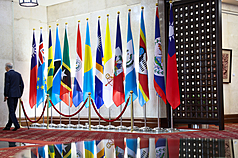 Jubir Kemenlu Tiongkok menyebut Taiwan menyalahgunakan “diplomasi dolar”, Kemenlu (17/12) membantah keras serta mengatakan ini adalah “kekeliruan yang memalukan”.
