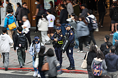 Usai kejadian serangan acak MRT Taipei, polisi meningkatkan pengawasan keamanan 