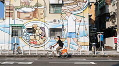 (foto: Mulai 1 Juli 2025, Pengguna Wajib Miliki Asuransi untuk Sewa Sepeda Listrik YouBike 2.0E di Kaohsiung/CNA記者蔡孟妤傳真 )
