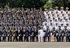 Upacara Kelulusan 3 Angkatan Bersenjata, Presiden Lai : Anti Komunis, Anti Infiltrasi , Anti Aneksasi Demi Membela Kedaulatan Negara (foto: CNA)
