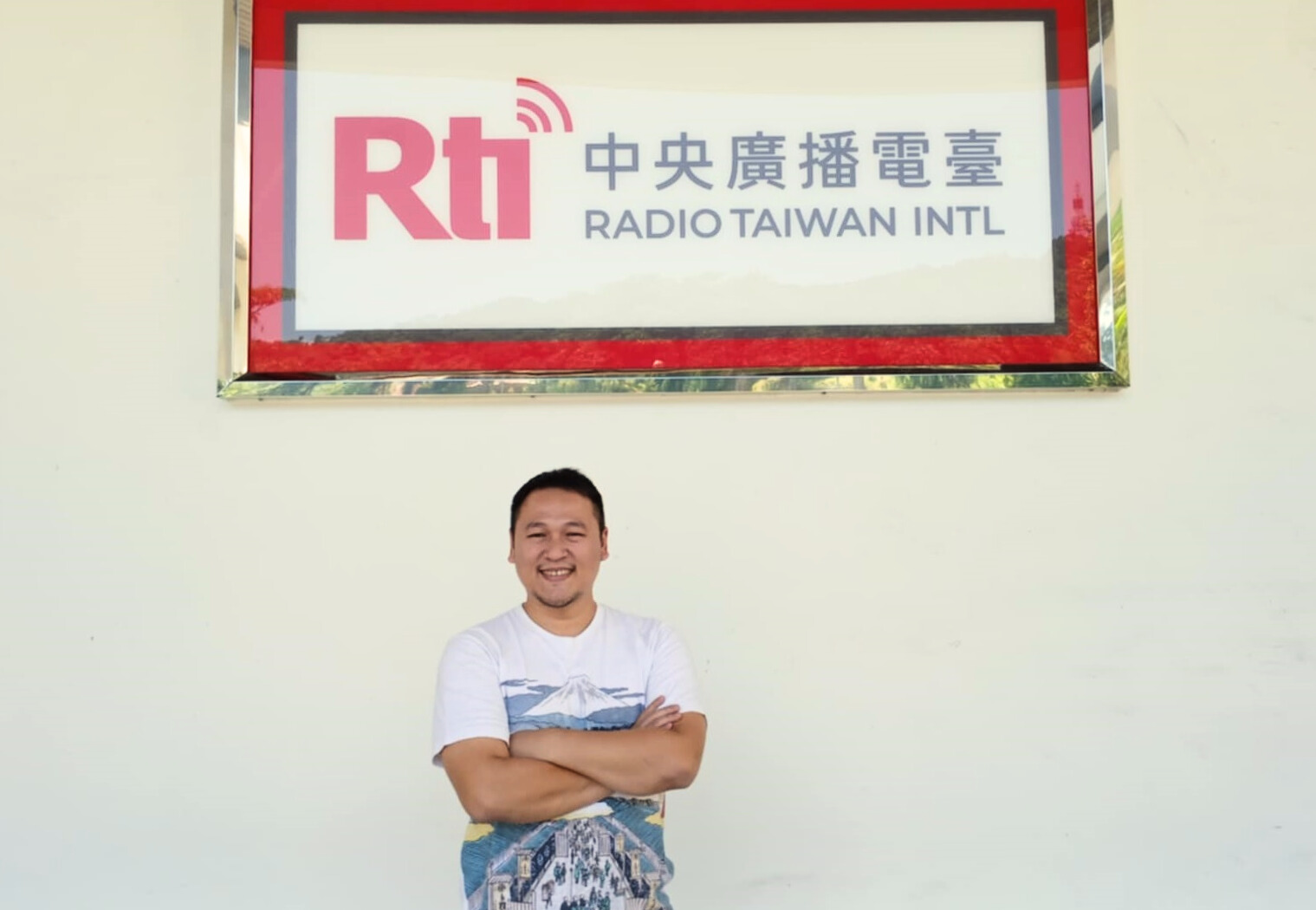 LL Okki Sutanto ketika berkunjung ke kantor Rti