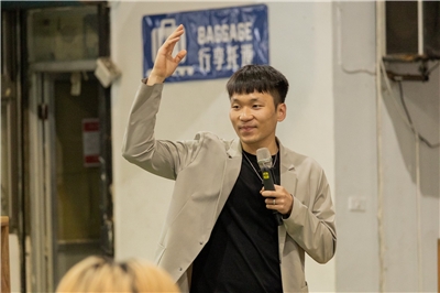 Atlet pemenang medali emas Olimpiade Lee Yang (李洋) ditunjuk sebagai Menteri Olahraga.(FB@李洋/Lee Yang)