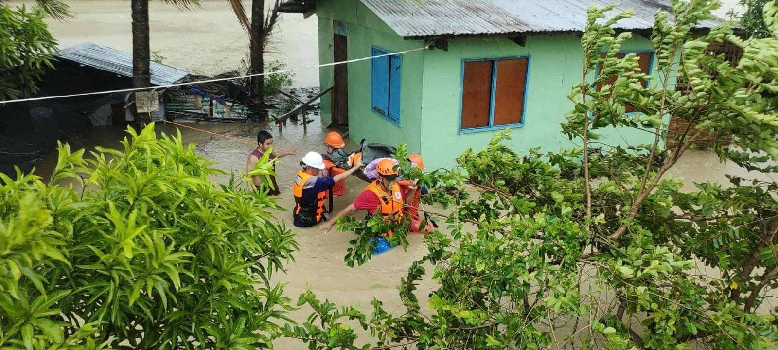 Amukan Tiga Taifun: Filipina Dilanda Duka, Taifun Bualoi Tinggalkan Jejak Kehancuran (Foto: Philippine Coast Guard)