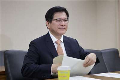Menlu Lin Chia-lung kepada media Rumania, mengimbau Taiwan diikutsertakan dalam PBB.
