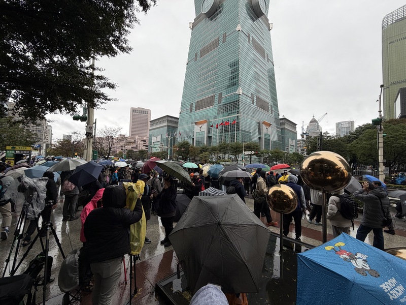 Cuaca Tidak Mendukung, Aksi Panjat Gedung Taipei 101 oleh Alex Honnold Ditunda (CNA)