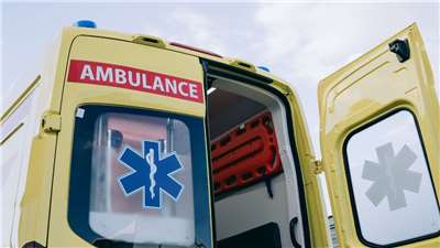 AD Ambulance (Foto: Canva)