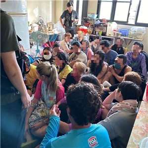 Ditjen Imigrasi bongkar jaringan perekrutan pekerja ilegal, 37 WNA overstayed, sebagian besar berasal dari Thailand (foto: CNA) 