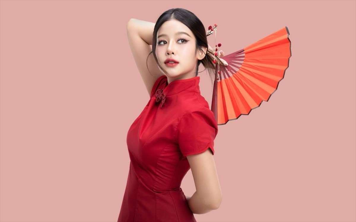 Ilustrasi "Chinamaxxing" (foto: Click at Life)