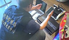 Modus Sindikat Menipu Pekerja Migran untuk Membuka Kartu SIM Ditangkap, 18 Ditahan Total Kerugian Capai NT$10 Juta (CNA)