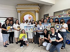 Ditjen Keimigrasian bekerja sama dengan gereja St. Christofer memberikan sosialisasi anti penipuan kepada pekerja migran. (foto: Ditjen Keimigrasian)