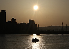 Prakiraan Cuaca 20-21 April 2026