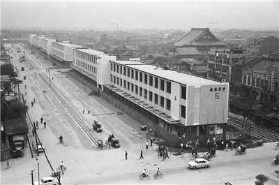 Pusat Perbelanjaan Zhonghua di Ximen, Taipei (foto: Pusat Data Budaya Nasional)