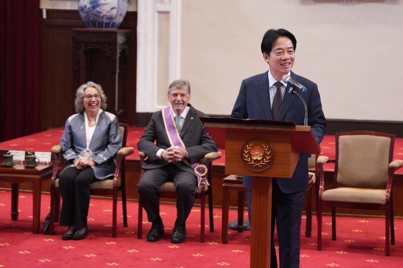 Berkontribusi Setengah Abad untuk Hubungan Taiwan-AS, Presiden Menganugerahkan Order of Brilliant Star with Grand Cordon Kepada Michael J. Fonte (CNA)