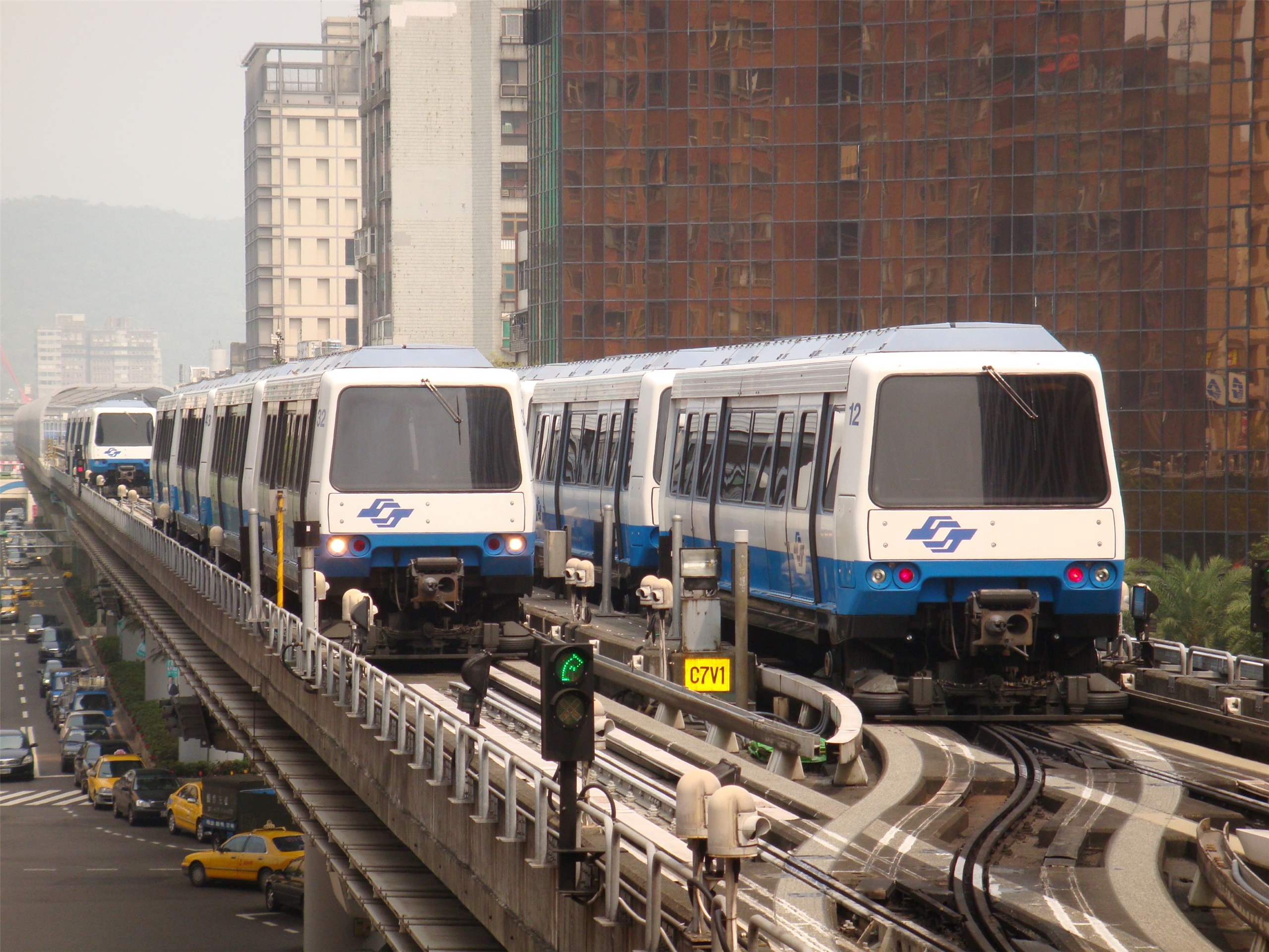 Bikin Resah! Kesal dengan Istri, Warga Asal Indonesia Ini Tiba-Tiba Melempar Koper ke Rel MRT Taipei, Polisi Langsung Tangkap Pelaku: Denda Hingga NT$1 Juta Menanti  (Ilustrasi: WIKIPEDIA)
