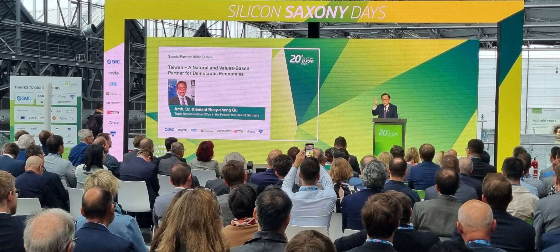 Kepala Kantor Perwakilan Taipei di Jerman, Gu Ruey-sheng diundang dalam acara  "Silicon Saxony Day 2026", dan menyampaikan pidato “Taiwan: Mitra Alami dan Berbasis Nilai dari Ekonomi Demokratis. (foto: Kantor Perwakilan Taipei di Jerman)