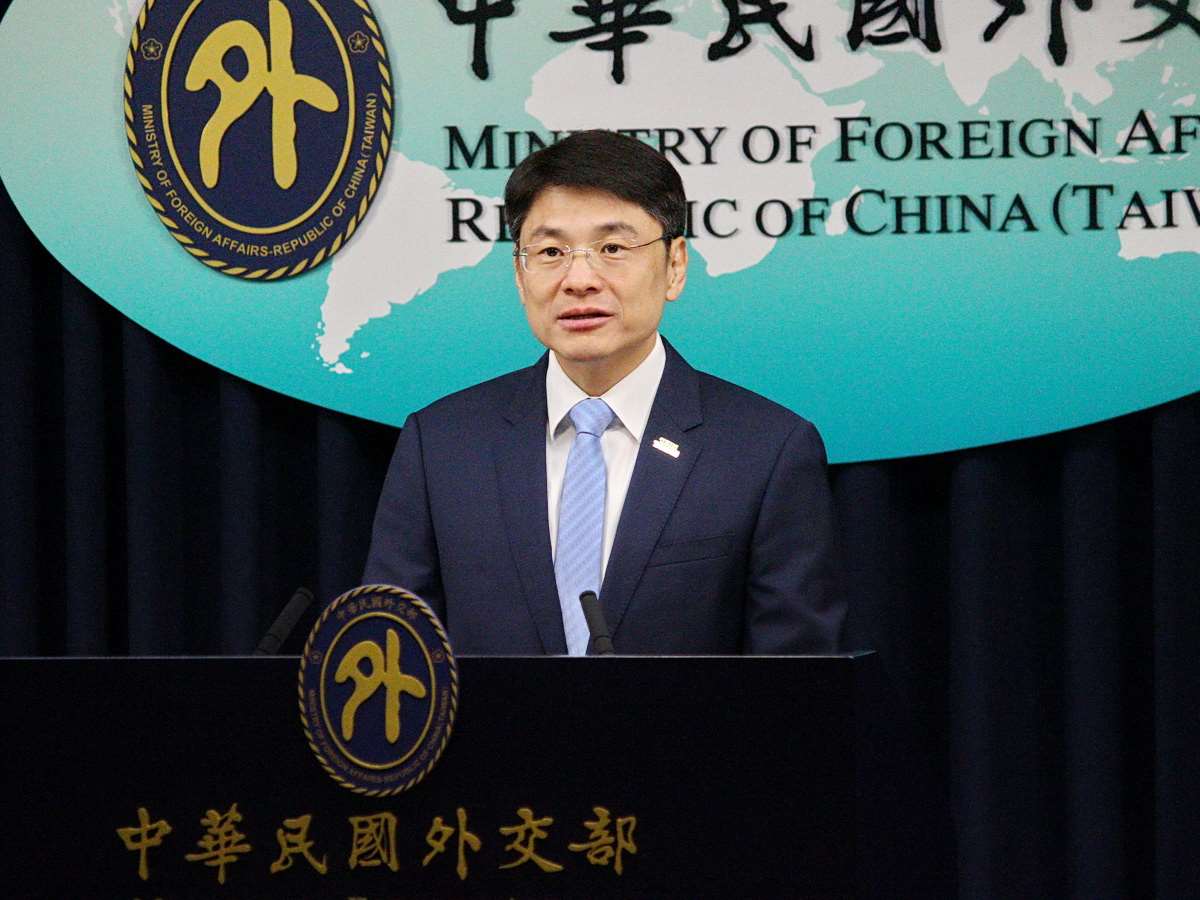 Juru Bicara Kementerian Luar Negeri (MOFA) Taiwan, Hsiao Kuang-wei (蕭光偉) telah meminta kantor perwakilan Taiwan di Jepang dan Filipina untuk memperoleh rincian mengenai delimitasi wilayah maritim tersebut. (Foto: Rti)