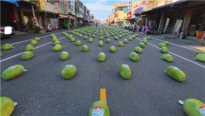 Festival Semangka Pehcun Jiadong (Foto: Threads @zzcvfw)