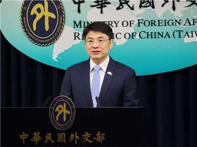 Juru Bicara Kementerian Luar Negeri (MOFA) Taiwan, Hsiao Kuang-wei (蕭光偉) telah meminta kantor perwakilan Taiwan di Jepang dan Filipina untuk memperoleh rincian mengenai delimitasi wilayah maritim tersebut. (Foto: Rti)