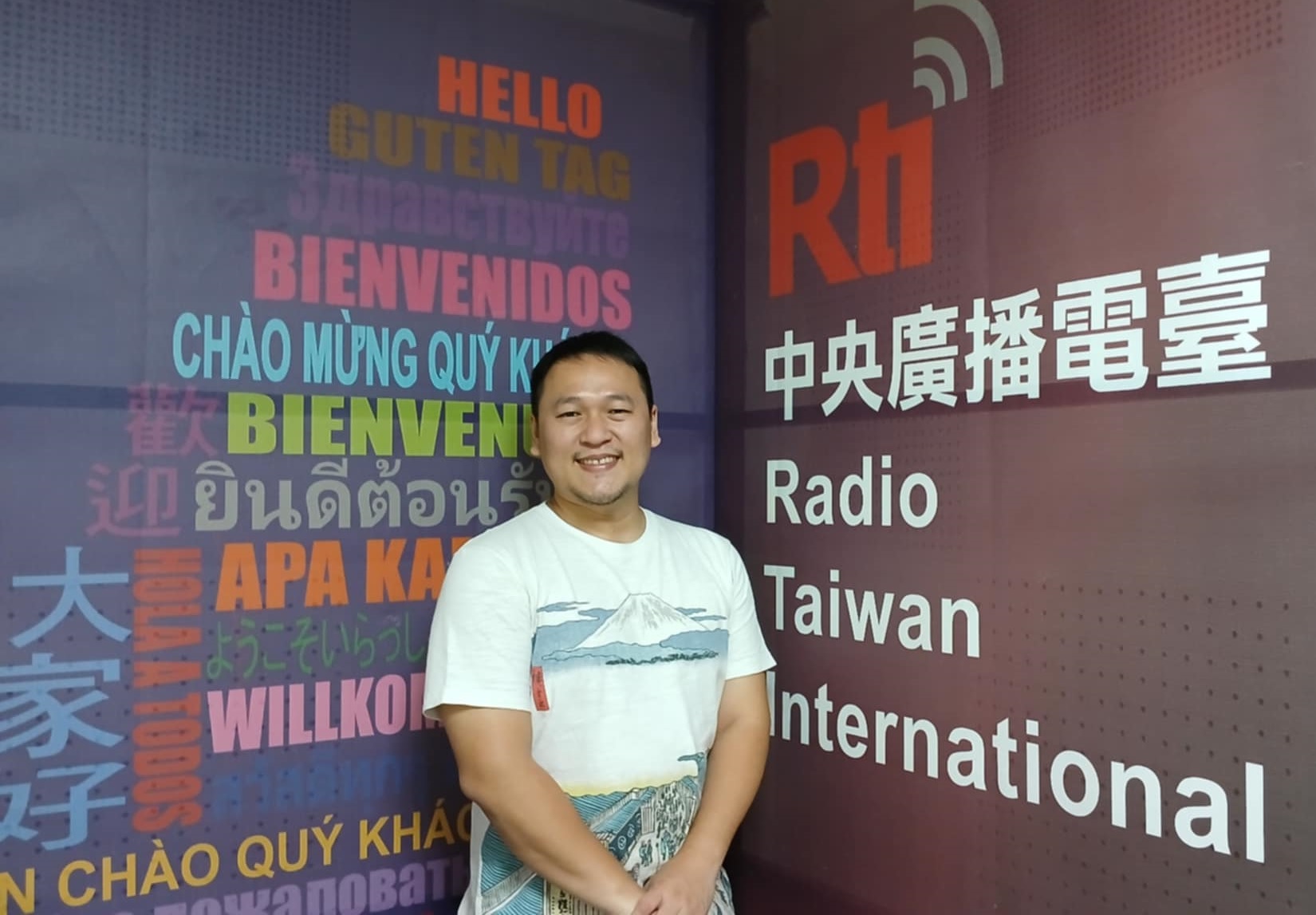 Okki Sutanto saat berada di studio Rti